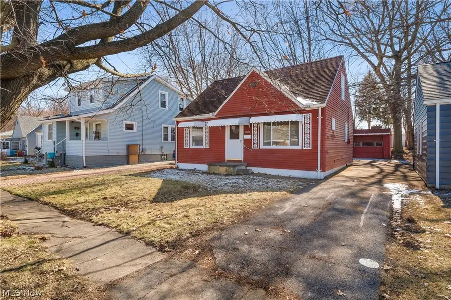 11829 Longmead Avenue, Cleveland, OH 44135 - #2