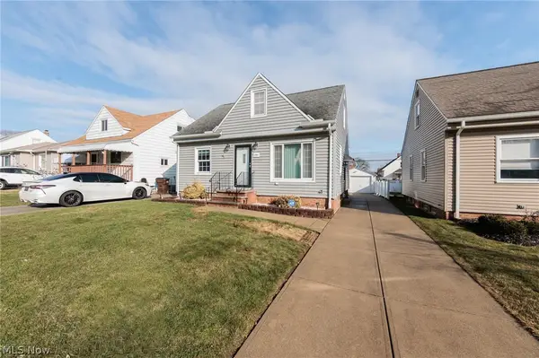 3006 Torrington Avenue, Parma, OH 44134