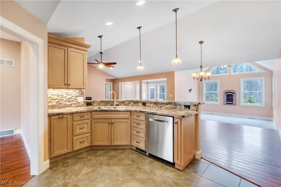 6438 Calvary Court, Youngstown, OH 44515 - #3