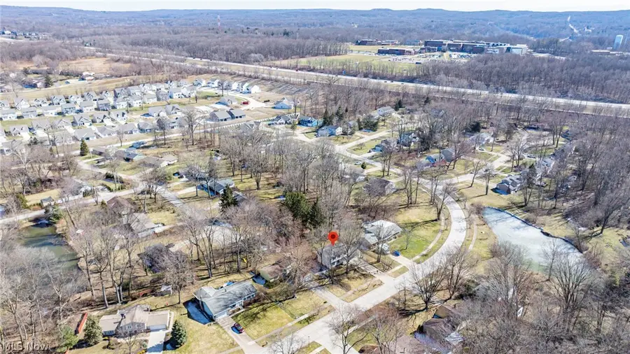 8285 Steeplechase Drive, Mentor, OH 44060 - #2