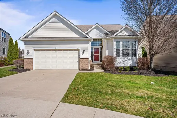 9226 Rainier Court, Strongsville, OH 44136