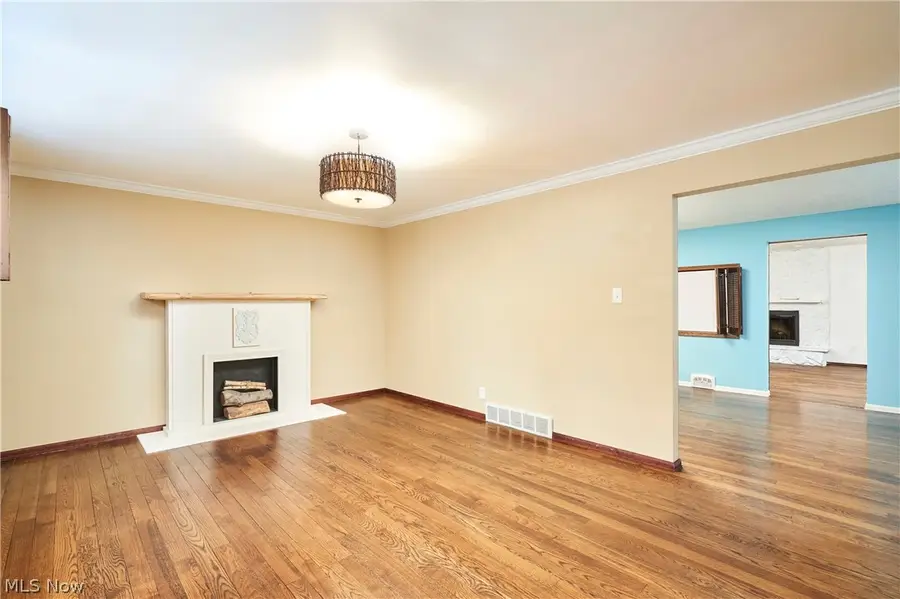 1633 Bancroft Street, Cuyahoga Falls, OH 44221 - #3