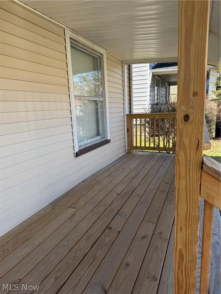 54 Spring Street, Struthers, OH 44471 - #3