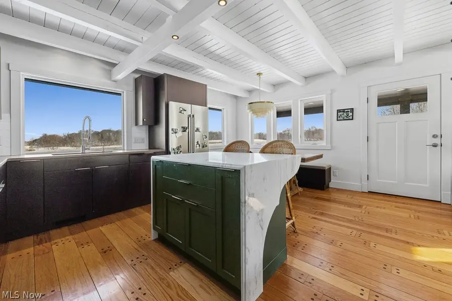 6480 Frederick Ne Avenue, Alliance, OH 44601 - #3