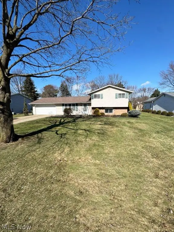 33562 Bainbridge Road, North Ridgeville, OH 44039