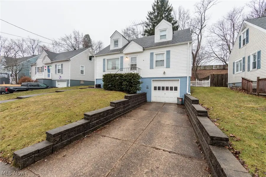 124 Davenport Avenue, Akron, OH 44312 - #2