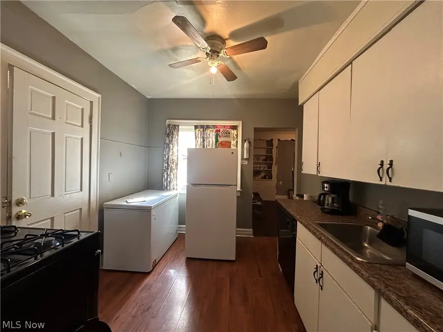 10518 Parkhurst Drive, Cleveland, OH 44111 - #3