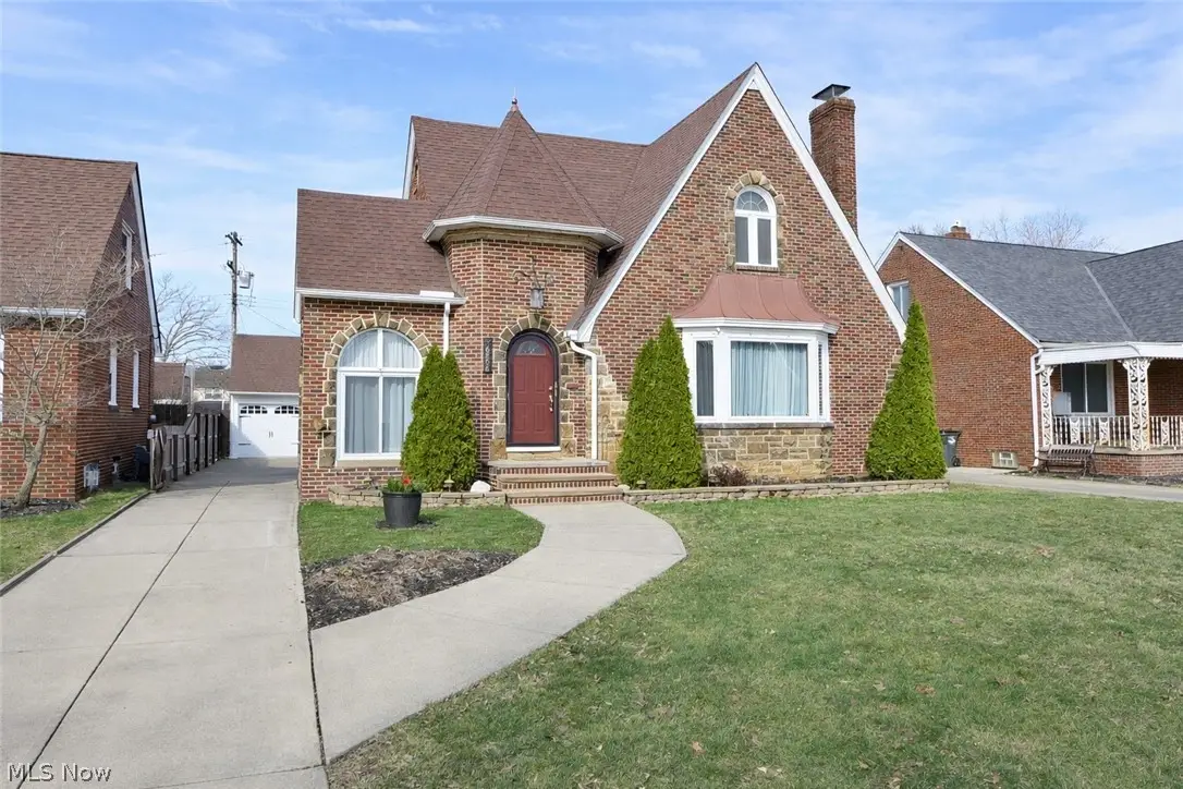 6808 Southington Drive, Parma, OH 44129 - #1
