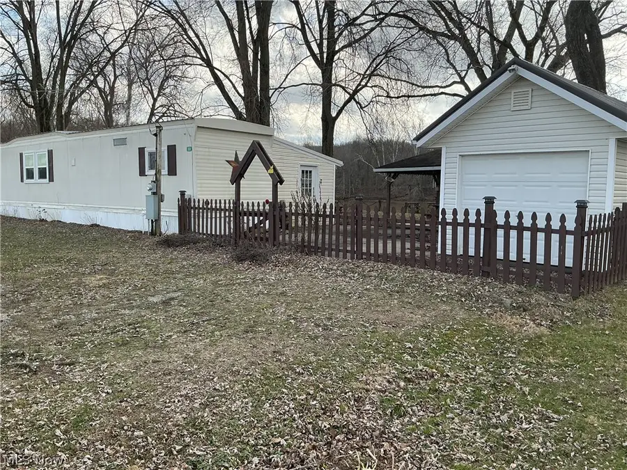 9385 N River Road #33, Dresden, OH 43821 - #2