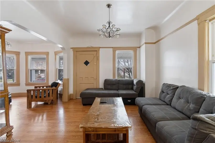 1544 Wyandotte Avenue, Lakewood, OH 44107 - #3