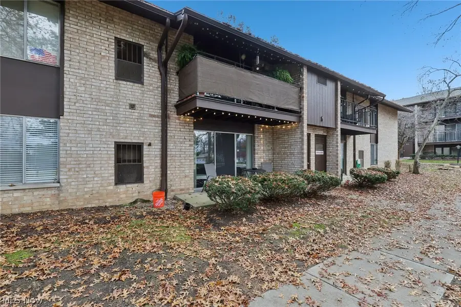 16495 Heather Lane #F103, Middleburg Heights, OH 44130 - #3