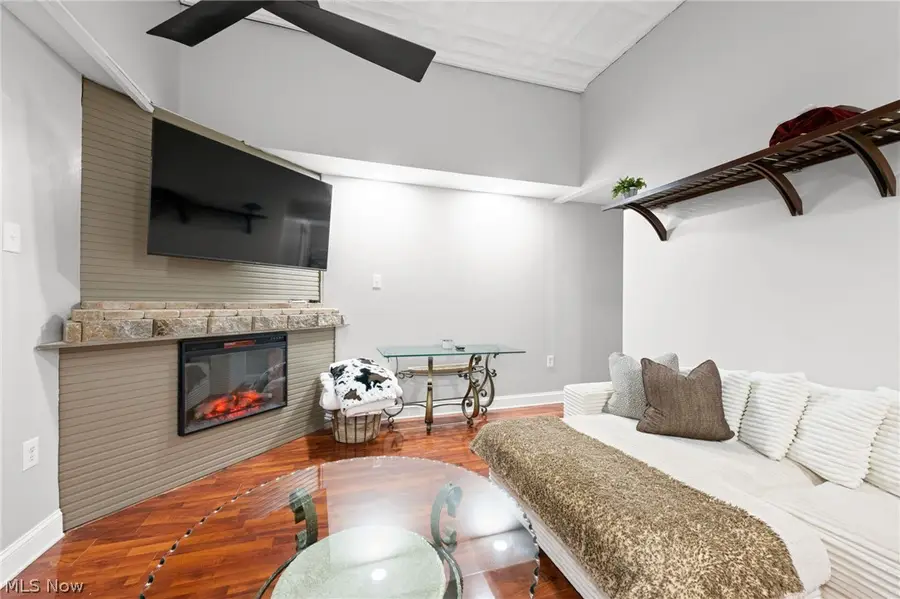 1404 Long Avenue, Lorain, OH 44052 - #3