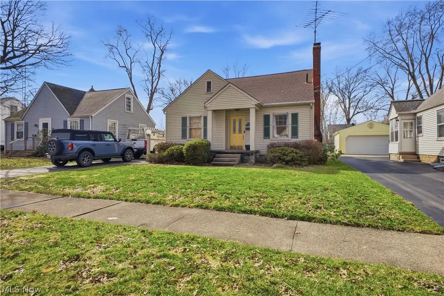 696 Meadowbrook Se Avenue, Warren, OH 44484 - #2