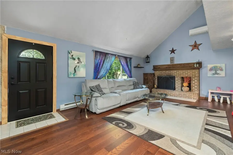 2565 Abbe Road, Sheffield, OH 44054 - #3