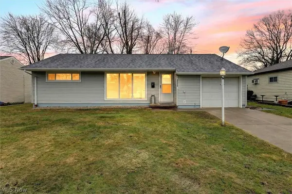 9924 Manorford Drive, Parma Heights, OH 44130