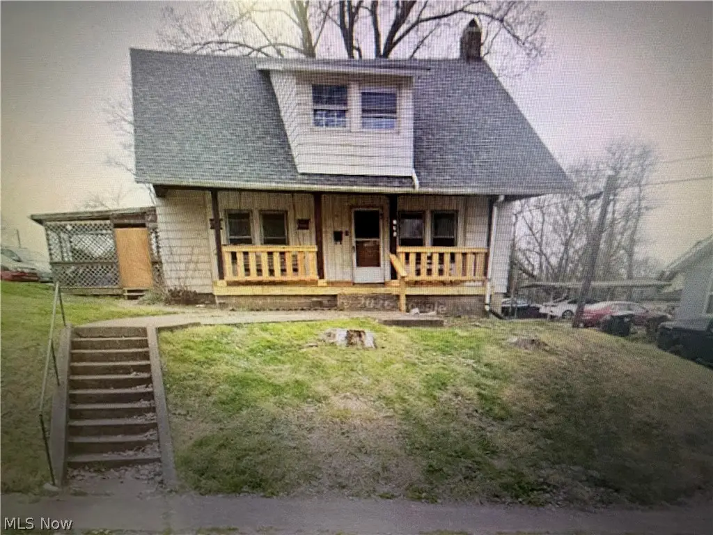 716 Shelby Street, Zanesville, OH 43701 - #1