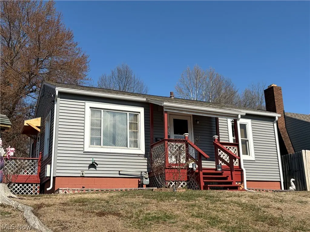 935 Ohio Street, Zanesville, OH 43701 - #1