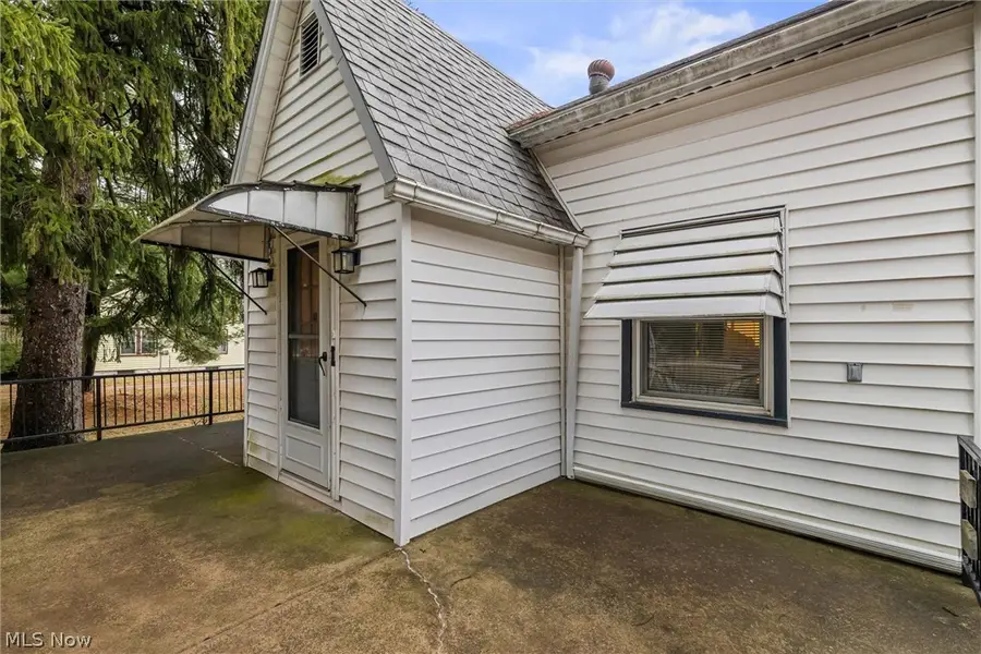 9687 South Avenue, Poland, OH 44514 - #2