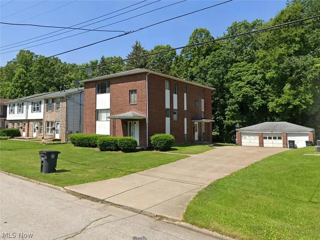 1804-1808 Cromwell Drive, Akron, OH 44313 - #1