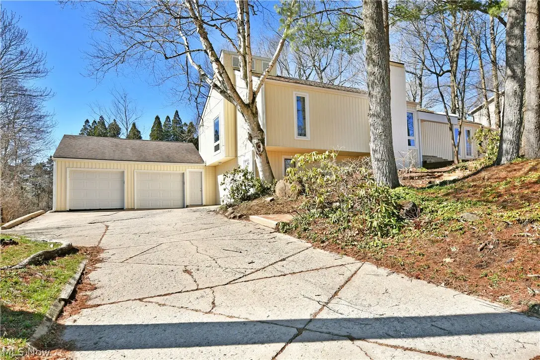 6152 Southern Hills Court, Canfield, OH 44406 - #1