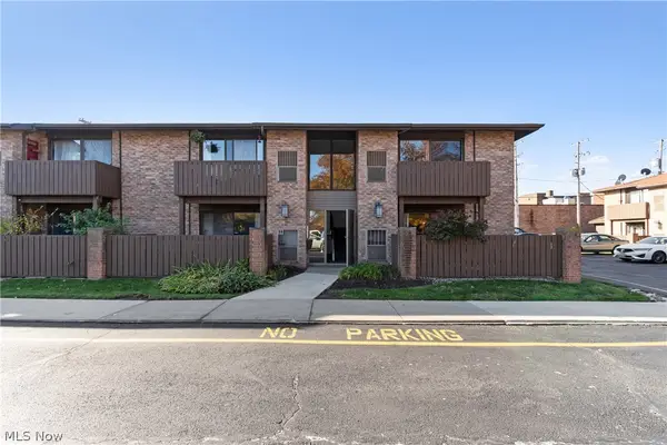 11045 Lake Avenue #18, Cleveland, OH 44102