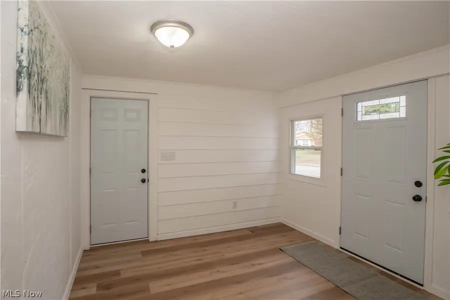 398 Snyder Avenue, Barberton, OH 44203 - #2