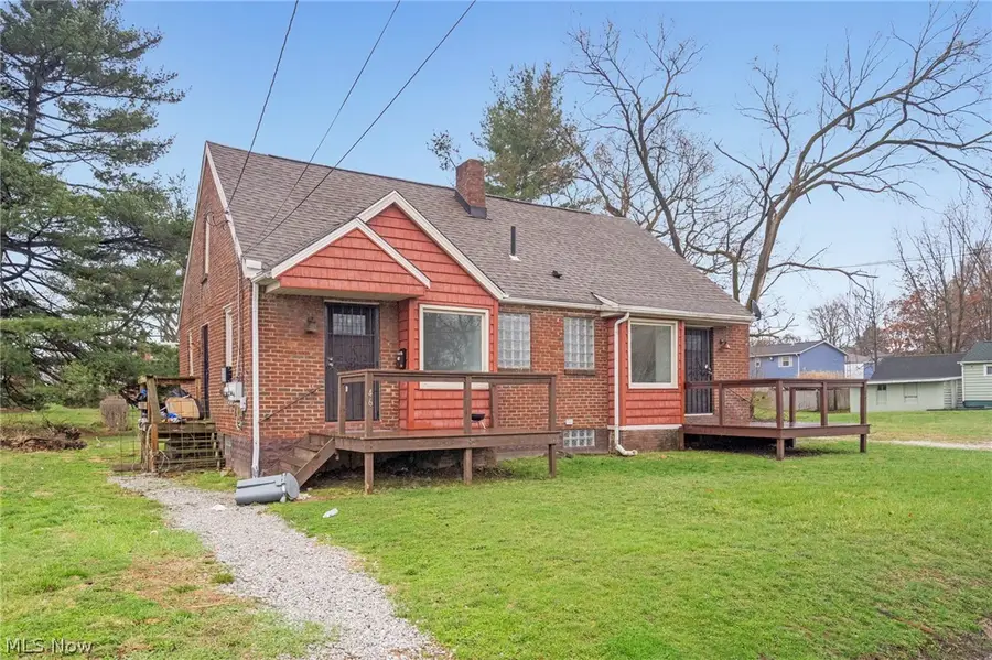 442 Fenton Ne Avenue, Canton, OH 44704 - #2