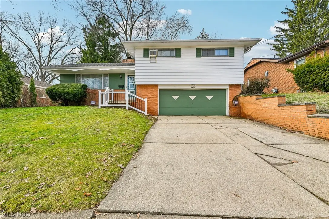 508 Clearbrook Drive, Akron, OH 44313 - #1