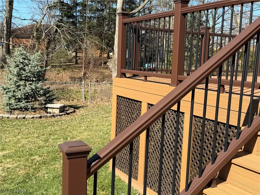 5860 N Crossview Road, Seven Hills, OH 44131 - #2