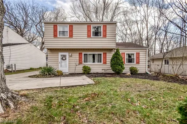 9925 Aldridge Drive, Columbia Station, OH 44028