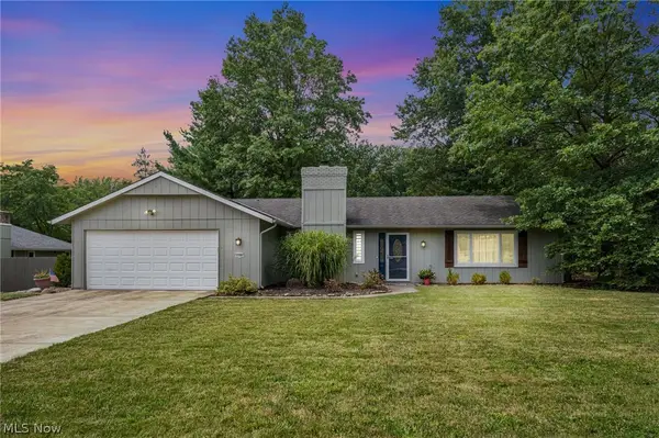 11586 Pleasant Ridge Place, Strongsville, OH 44136