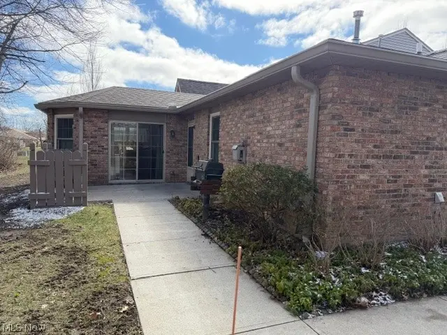 2827 Shakespeare Lane, Avon, OH 44011 - #1