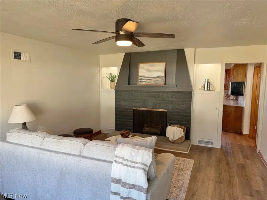 2903 Poplar Nw Street, Massillon, OH 44646 - #2