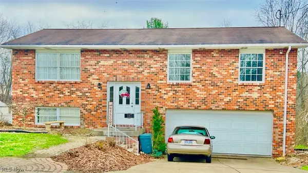 187 Skyview Drive, Wintersville, OH 43953