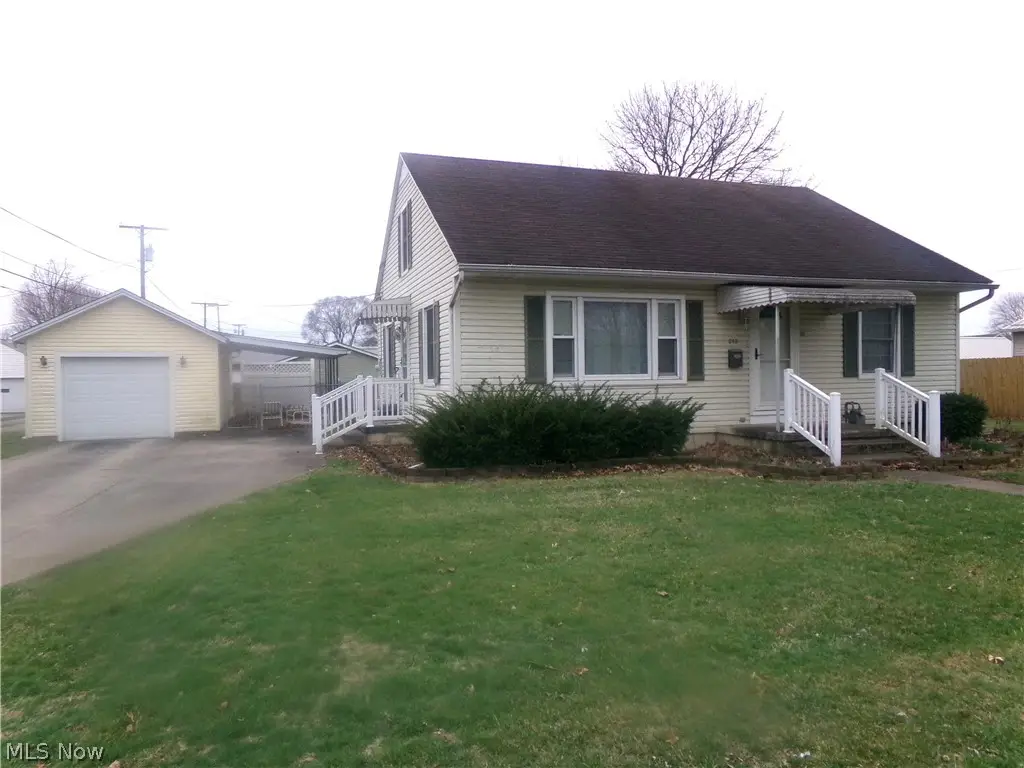 213 W Stewart Avenue, West Lafayette, OH 43845 - #1