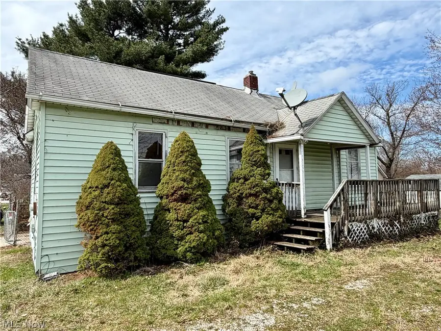 1304 Lakeshore Boulevard, Akron, OH 44301 - #2