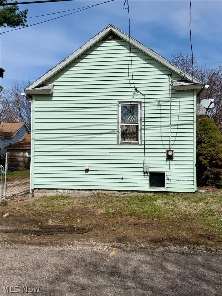 1304 Lakeshore Boulevard, Akron, OH 44301 - #3