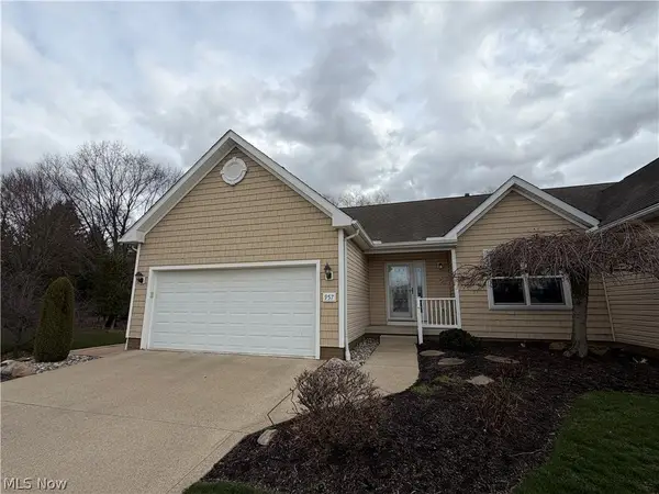 957 Edgewater Circle, Kent, OH 44240