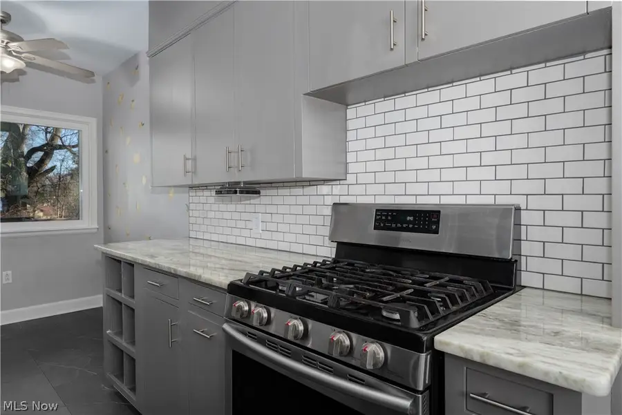 1210 Lennox Ne Avenue, Massillon, OH 44646 - #3