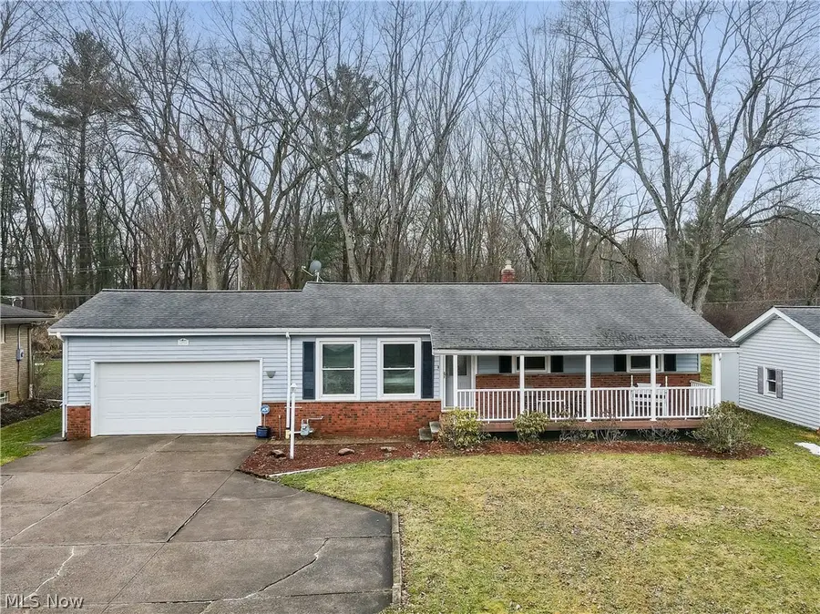 17382 W 130th Street, Strongsville, OH 44136 - #2