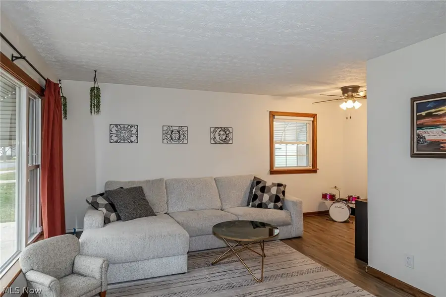 26901 Farringdon Avenue, Euclid, OH 44132 - #3