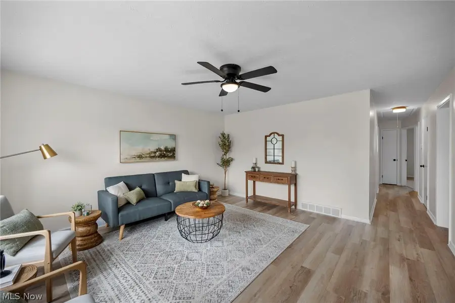 6810 Belmere Drive, Parma, OH 44129 - #2