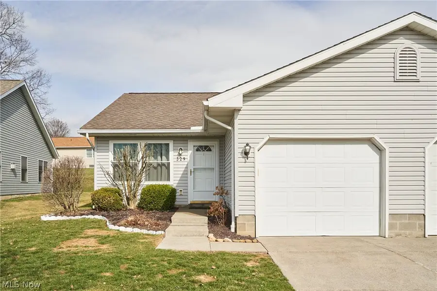 329 Spruce Street, Barberton, OH 44203 - #2