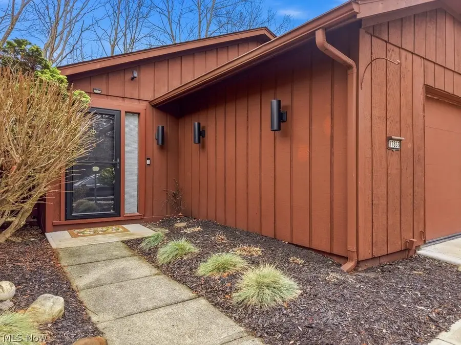 17833 Cliffside Drive, Strongsville, OH 44136 - #2