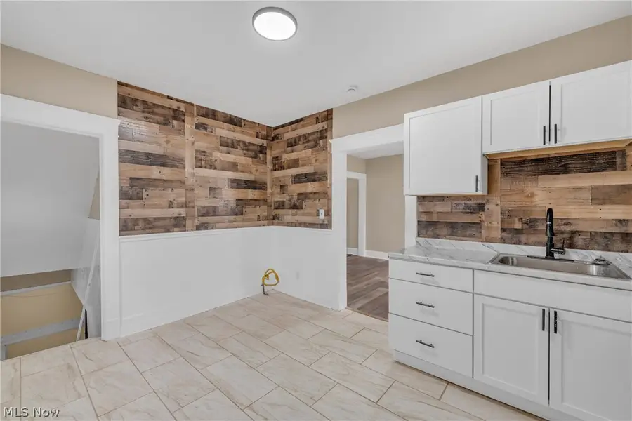 3331 E 145th Street, Cleveland, OH 44120 - #3
