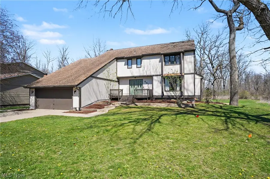 601 Treeside Drive, Stow, OH 44224 - #2