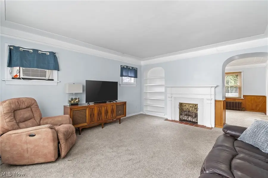 2330 16th Street, Cuyahoga Falls, OH 44223 - #3