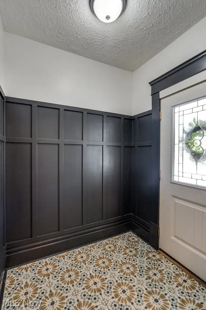 151 S Portage Path, Akron, OH 44302 - #3