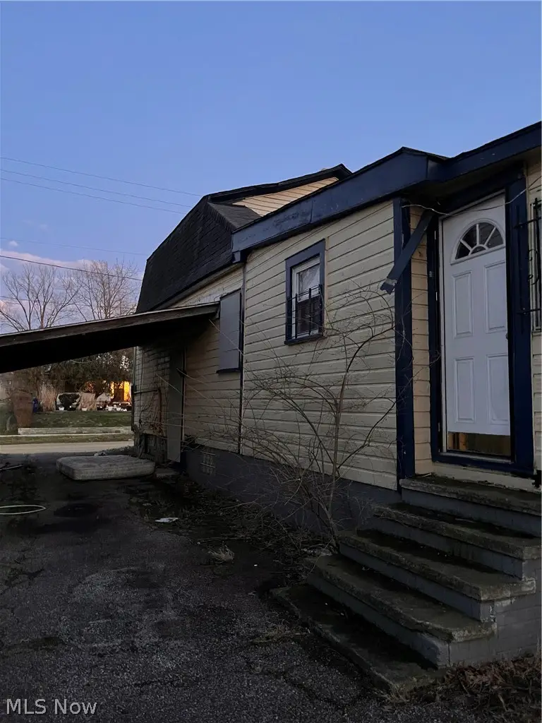 3332 E 130th Street, Cleveland, OH 44120 - #3