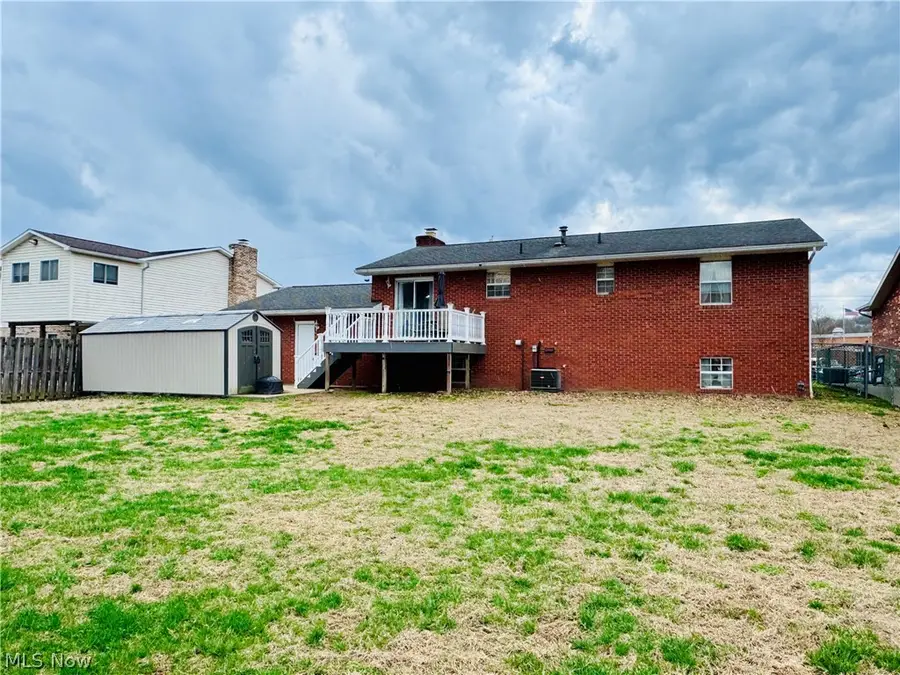 818 Seneca Drive, Belpre, OH 45714 - #2